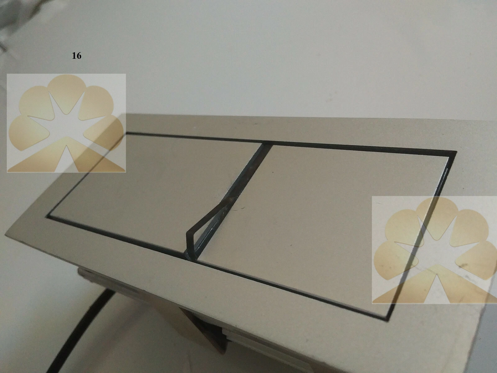 BEDSIDE wall lamp Product Description