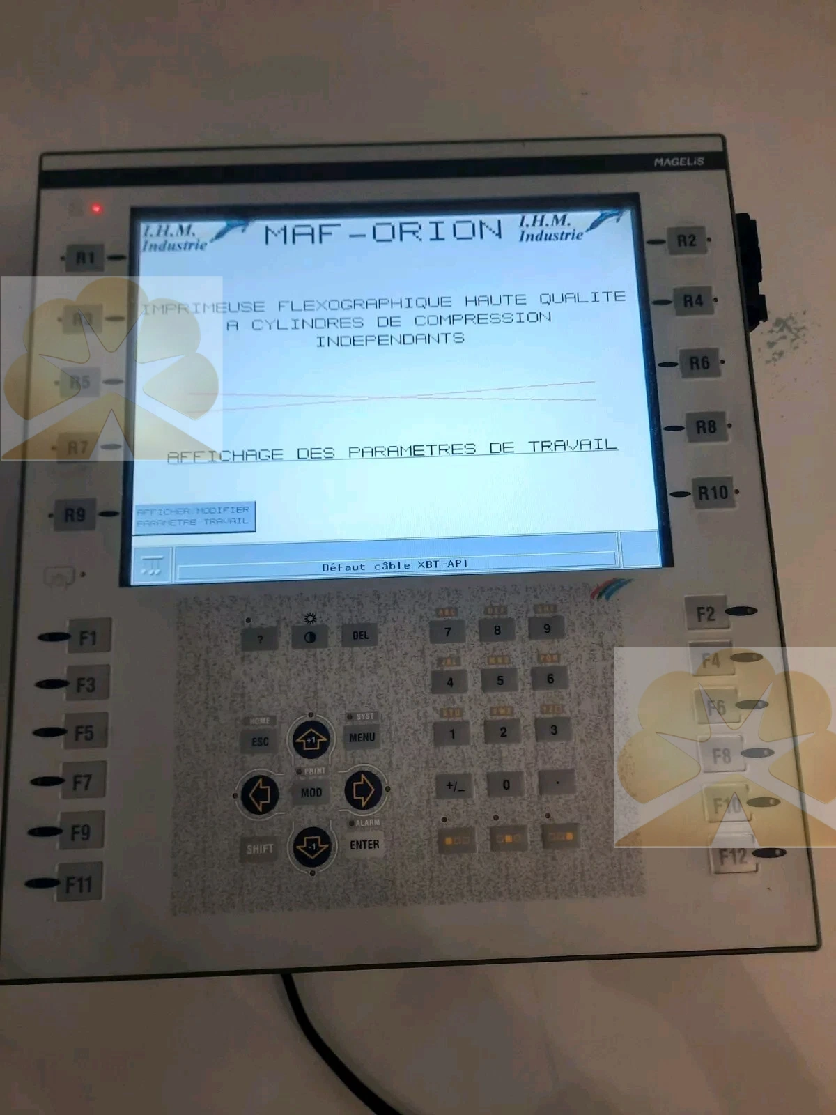 magelis_xbt_f024510_pv_07_xbtf024510_tested_dhl_exp_protesys_m7-6.webp