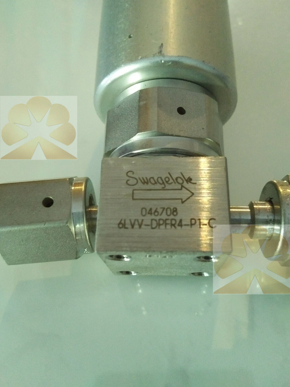 Swagelok 6LVV-DPVR4-P1-C Product Description