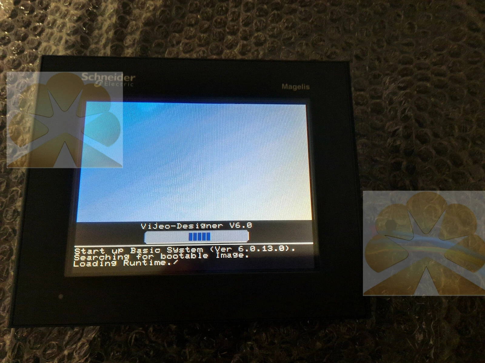 Schneider XBTGT2330 Magelis XBT GT Touchscreen HMI