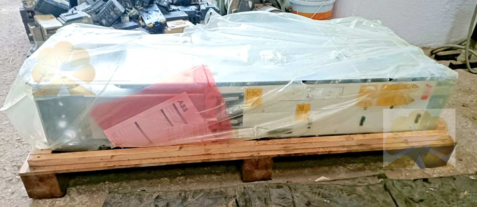 ABB ACS880-104-0530A-7+E205 INVERTER MODULE