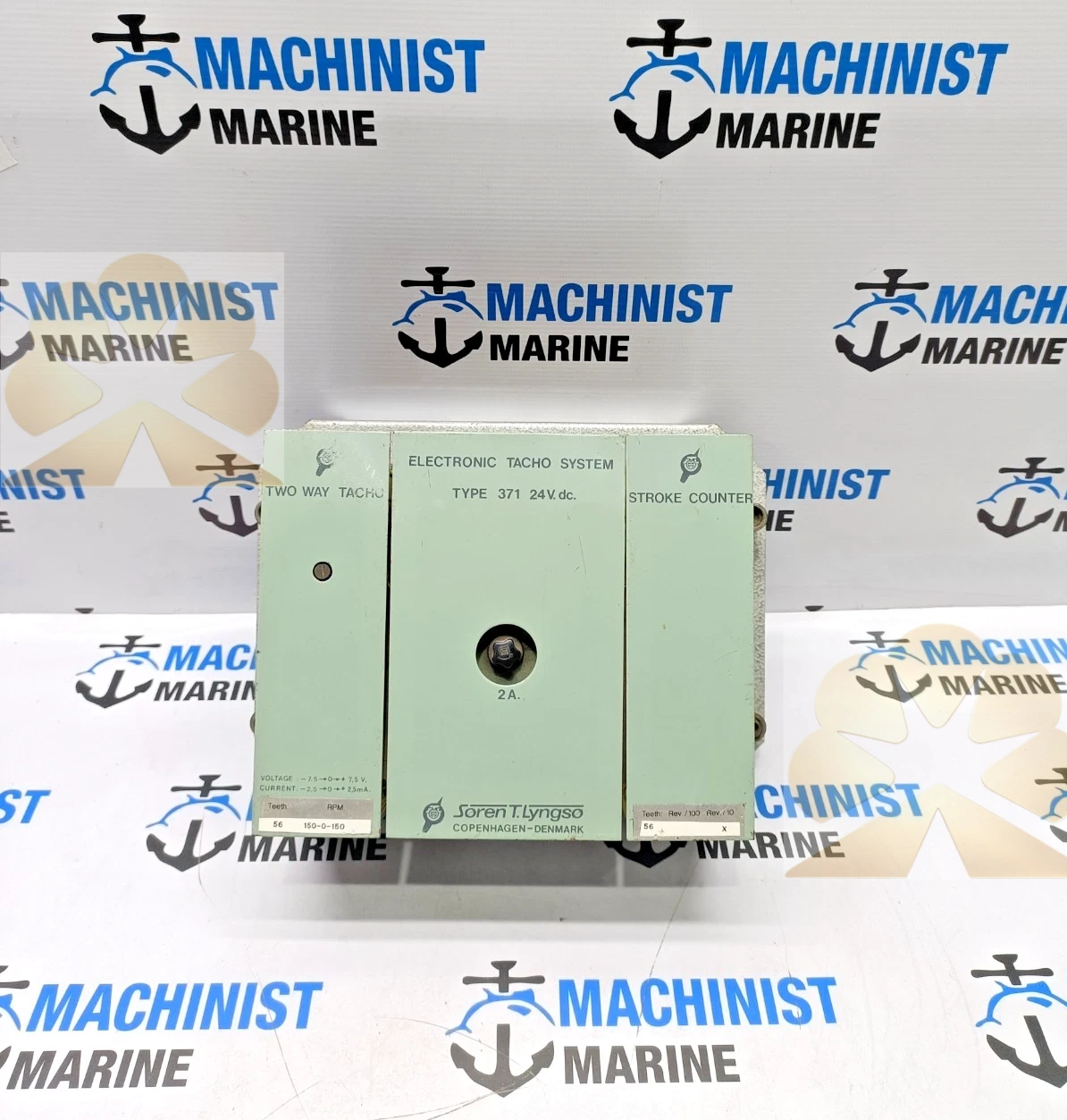 LYNGSO MARINE 371 134 000 ELECTRONIC TACHO SYSTEM