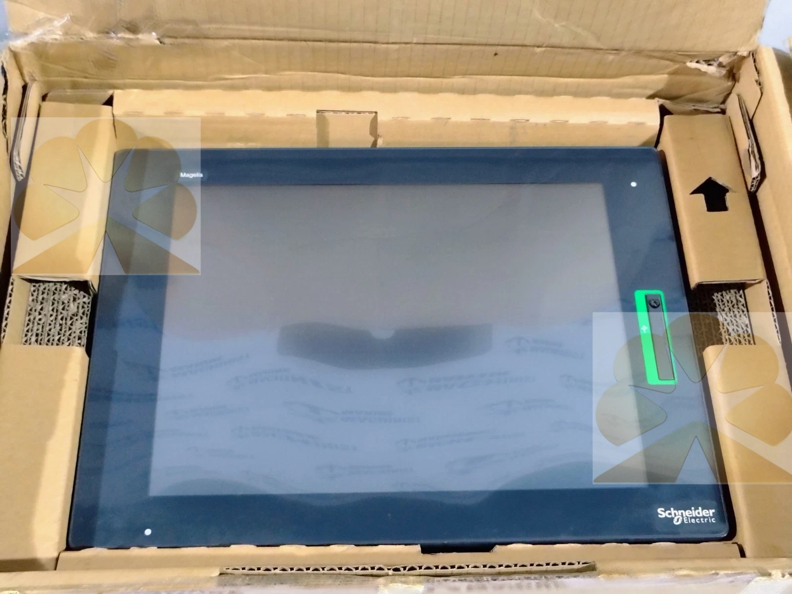 SCHNEIDER MAGELIS GTU SERIES HMIDT732 15 HMI Touch Display
